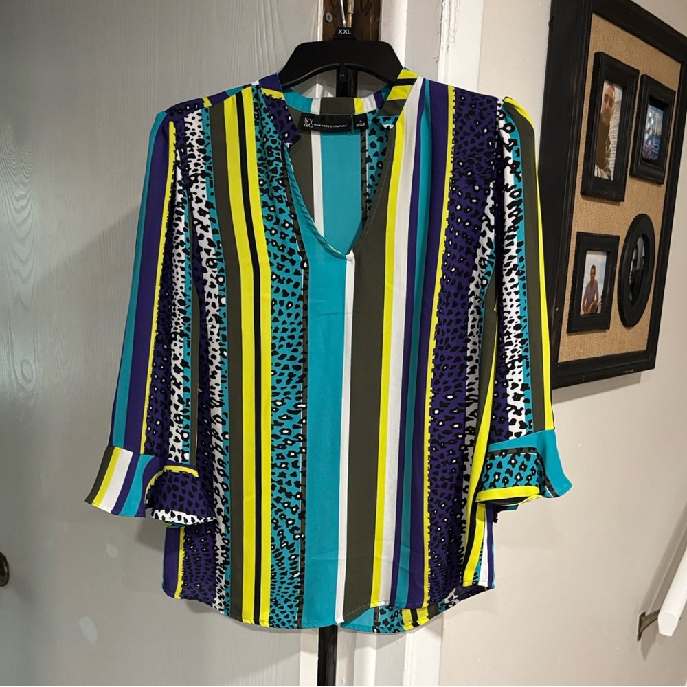 New York & Company Multicolor Striped Blouse